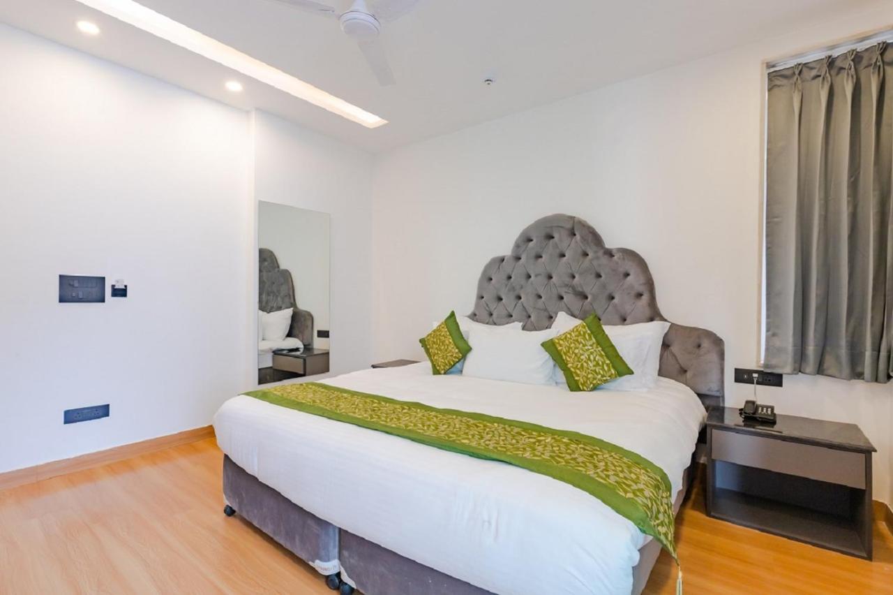 Mayur By Roomsinc Delhi Nova Deli Exterior foto