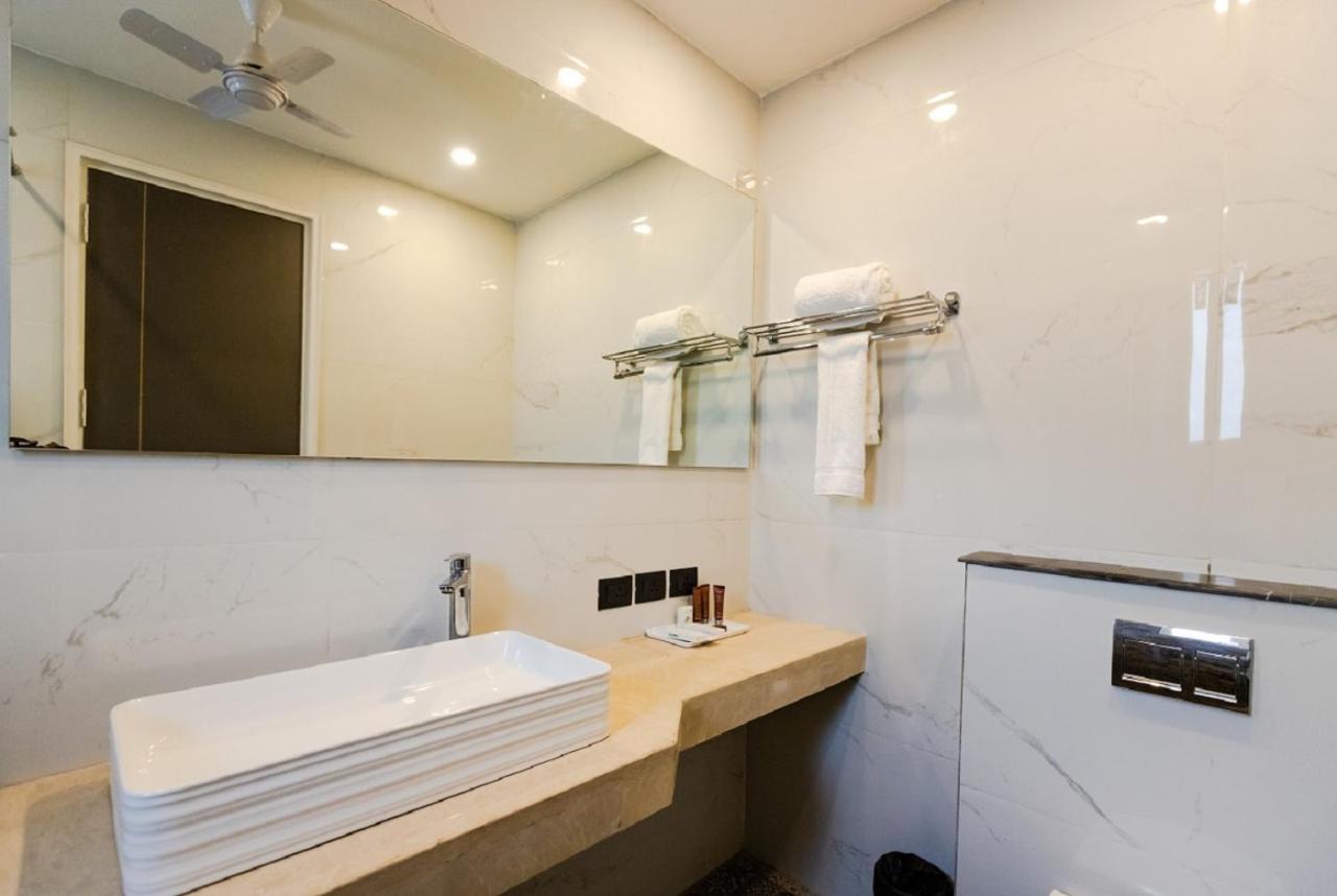 Mayur By Roomsinc Delhi Nova Deli Exterior foto